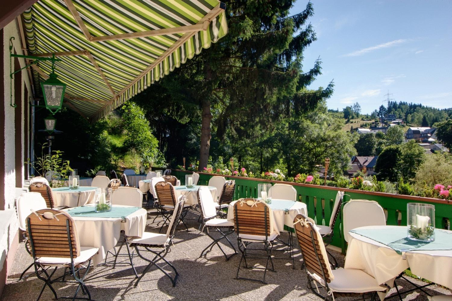 Flair-Hotel Waldfrieden Schwarzatal Bagian luar foto