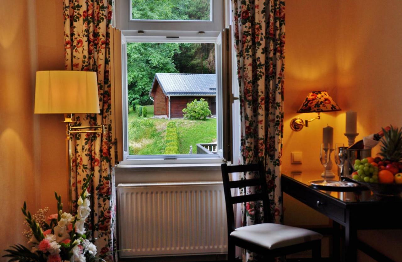 Flair-Hotel Waldfrieden Schwarzatal Bagian luar foto