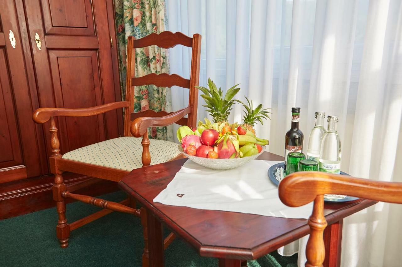 Flair-Hotel Waldfrieden Schwarzatal Bagian luar foto